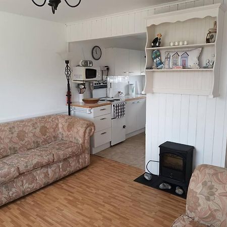 Homely 2 Bed On Popular Sunbeach Holiday Village- 5Min Walk To Beach, Near Great Yarmouth & Norfolk Broads Scratby Buitenkant foto